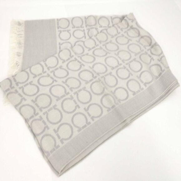 Salvatore Ferragamo Gancini Large Stole Scarf – Gray/Ivory - Picture 2 of 6
